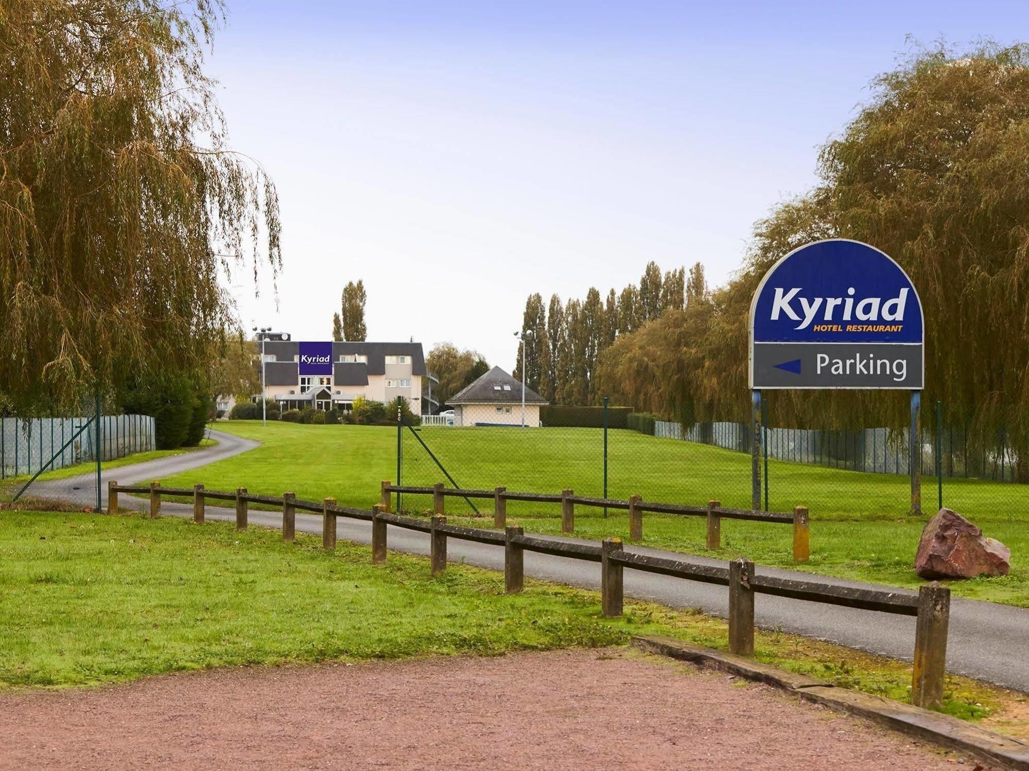 Kyriad Deauville - St Arnoult Saint-Arnoult  Exterior photo